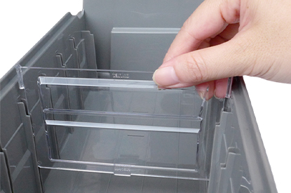 零件盒每屜皆附一片透明隔板 零件盒每屜皆附一片透明隔板