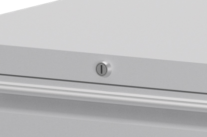 Tool cabinet with lock