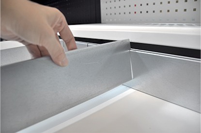 Drawer with dividers