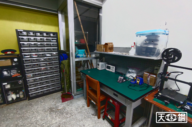 耐衝擊工作桌 耐衝擊工作桌